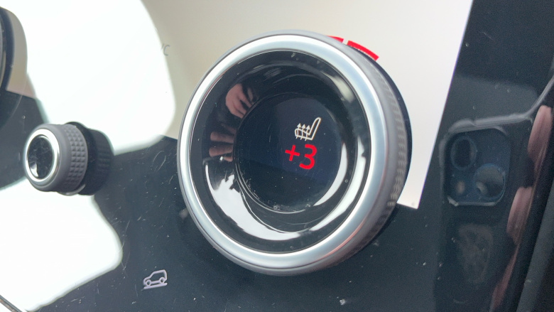 Land Rover Range Rover Velar 2.0 D200 MHEV Dynamic SE 5dr Auto Diesel Estate